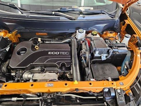 Used 2018 Chevrolet Equinox LS image 39