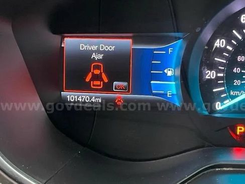 Used 2019 Ford Fusion SE FWD image 17