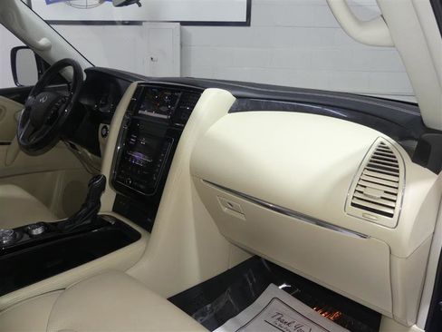 Used 2021 INFINITI QX80 Luxe w/ All-Season Package AWD/4WD image 25