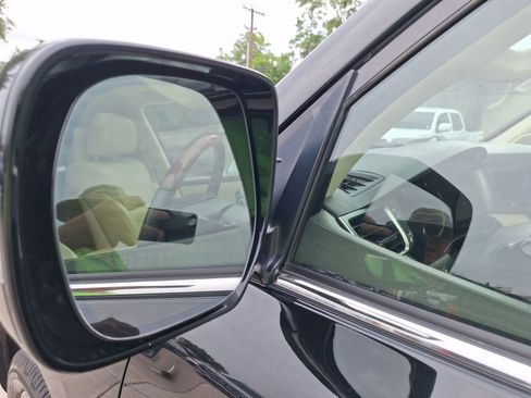 Used 2013 Lexus LX 570 4WD w/ Luxury Pkg image 13