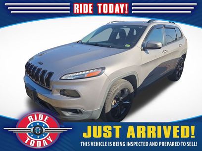 Used 2018 Jeep Cherokee Latitude w/ Altitude Package