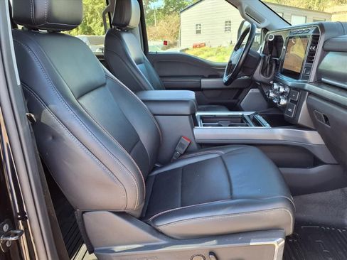 Used 2024 Ford F450 Lariat w/ Chrome Package image 14