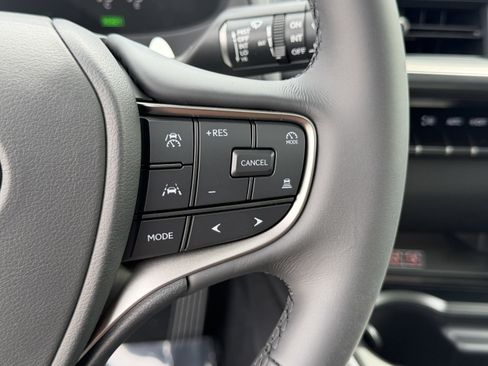 New 2026 Lexus UX 300h FWD image 23