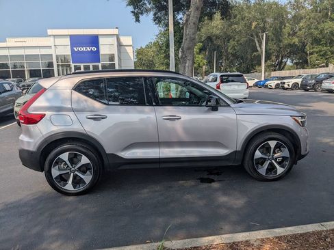 Certified 2026 Volvo XC40 B5 Plus AWD/4WD image 7