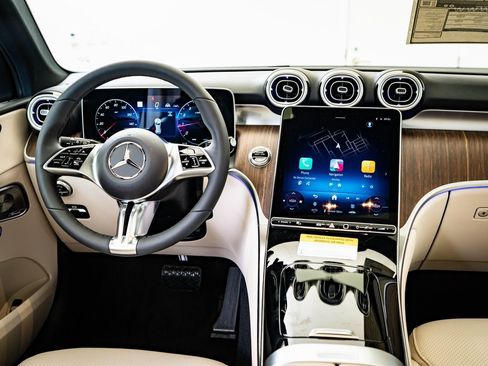 New 2026 Mercedes-Benz GLC 300 GLC 300 image 31