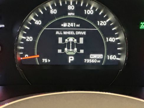 Used 2019 Kia Sorento SX AWD/4WD image 28