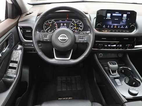 Used 2023 Nissan Rogue SL w/ SL Premium Package image 14