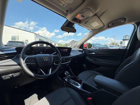 Used 2024 Buick Encore GX Preferred FWD image 17
