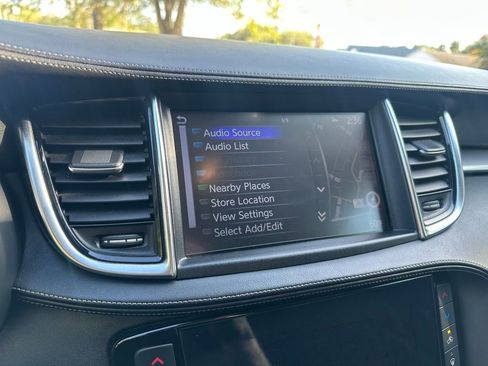 Used 2019 INFINITI QX50 Essential w/ Proactive Package image 22