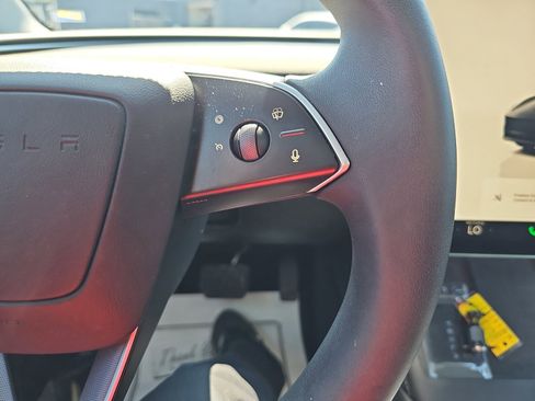 Used 2024 Tesla Model 3 Standard Range image 19