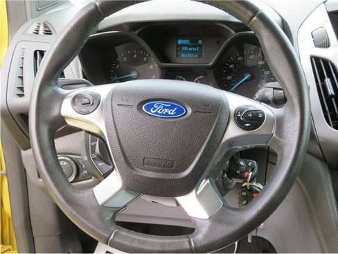 Used 2016 Ford Transit Connect XLT image 28