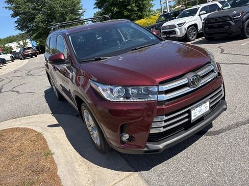 Used 2019 Toyota Highlander Limited AWD/4WD image 5
