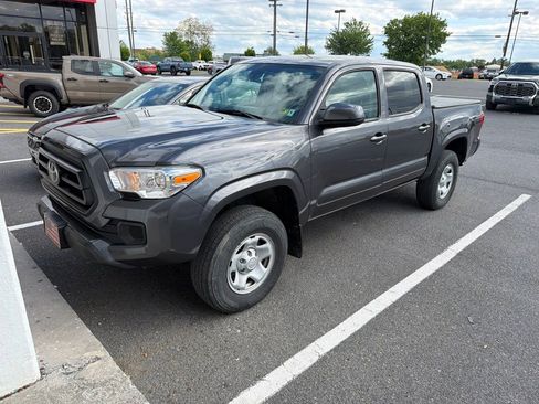 Used 2023 Toyota Tacoma SR AWD/4WD image 1