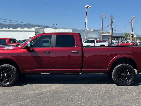 Used 2022 RAM 3500 Laramie AWD/4WD image 8