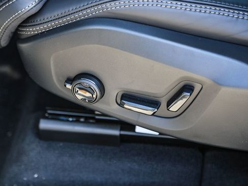 New 2026 Volvo XC60 B5 Ultra AWD/4WD image 21