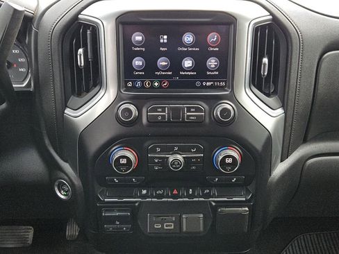 Used 2020 Chevrolet Silverado 2500 LTZ image 13