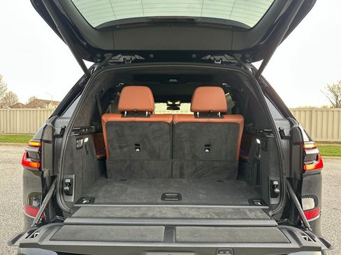 Certified 2025 BMW X7 M60i AWD/4WD image 25