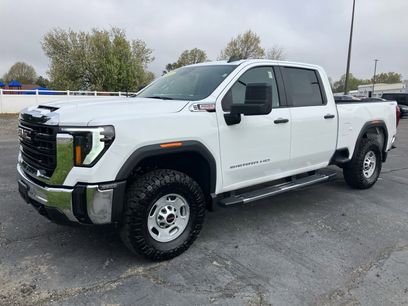 Used 2024 GMC Sierra 2500 Pro w/ LPO, GMC Protection Package