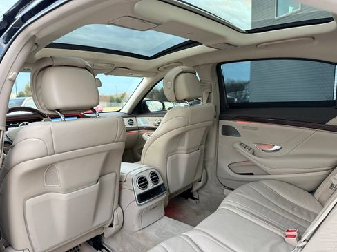 Used 2017 Mercedes-Benz S 550 S 550 image 23