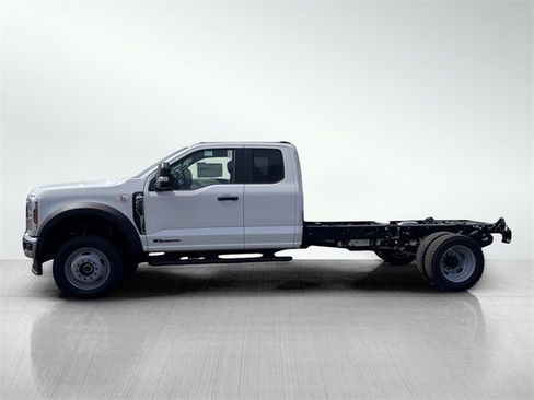 New 2025 Ford F450 XL image 3
