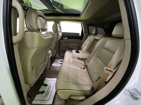 Used 2018 Jeep Grand Cherokee Overland image 28