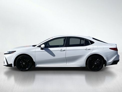 Certified 2026 Toyota Camry SE w/ Convenience Package image 2