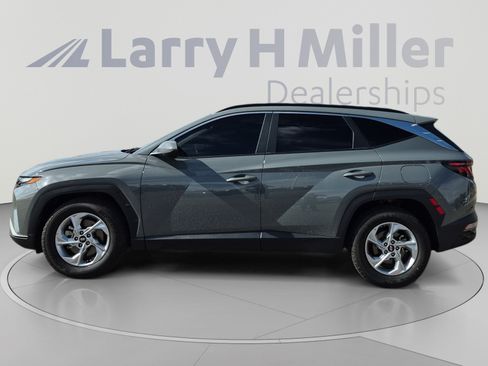 Used 2024 Hyundai Tucson SEL FWD image 2
