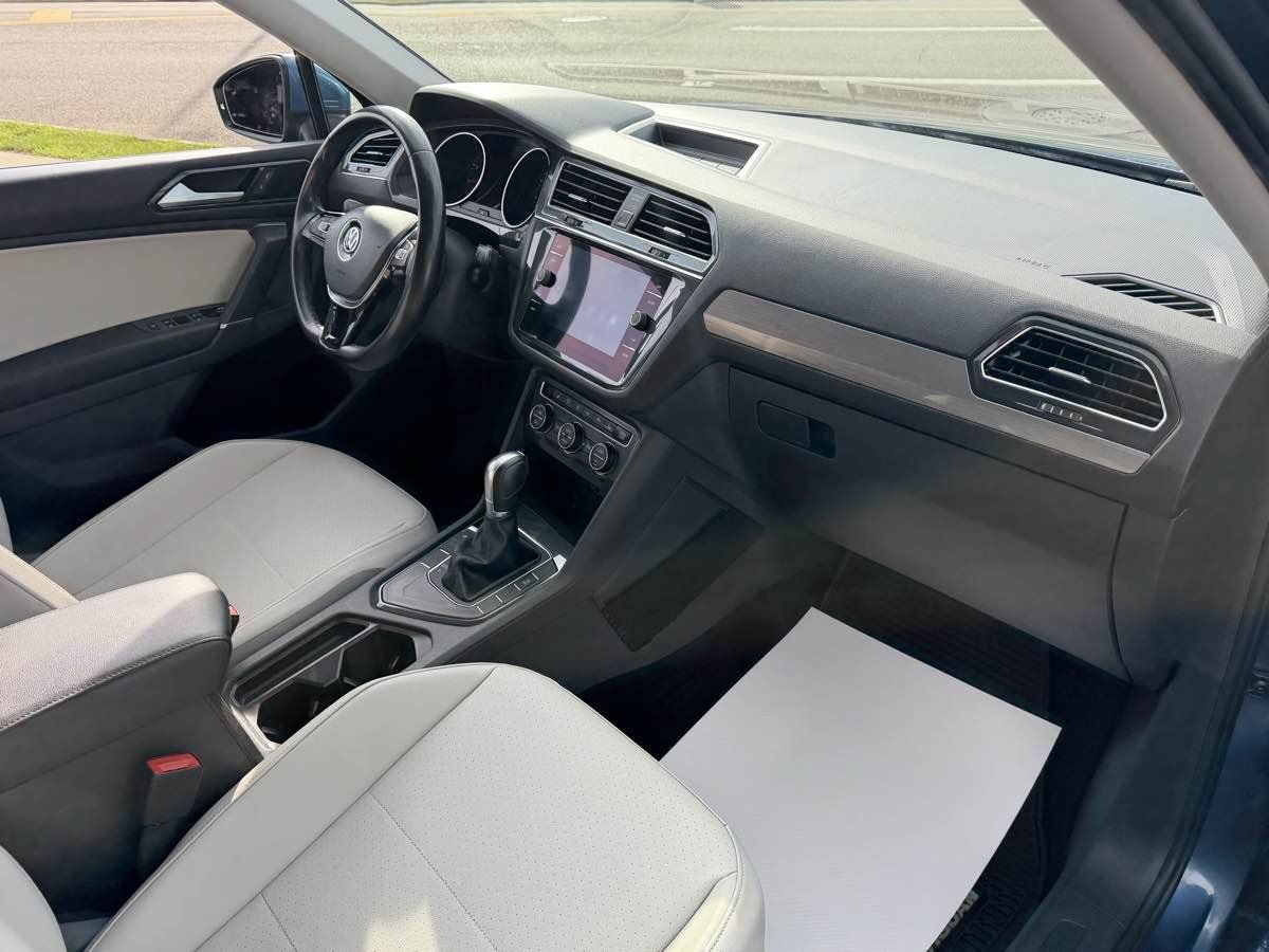 Used 2018 Volkswagen Tiguan S FWD image 21
