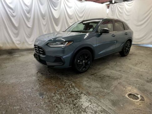 Certified 2025 Honda HR-V Sport image 12