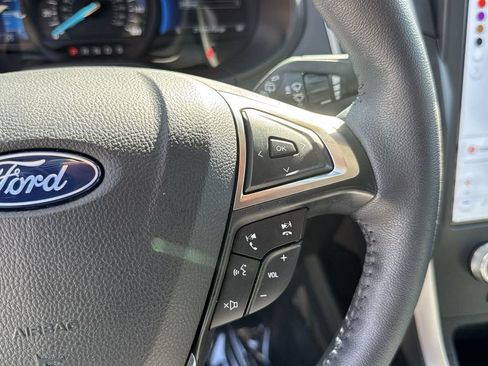 Used 2024 Ford Edge SEL w/ Convenience Package image 25