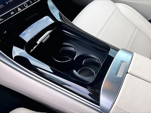 Certified 2024 Mercedes-Benz GLC 300 4MATIC image 17