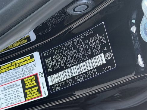 Used 2026 Toyota Camry SE image 10