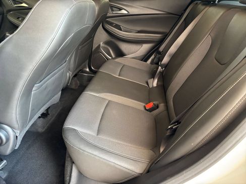 Used 2025 Buick Encore GX Preferred FWD image 21
