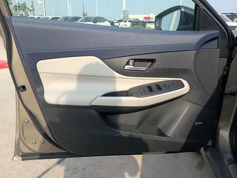 New 2026 Nissan Sentra SL w/ Floor Mat Package FWD image 21