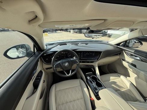 Used 2023 Buick Envision Avenir image 22