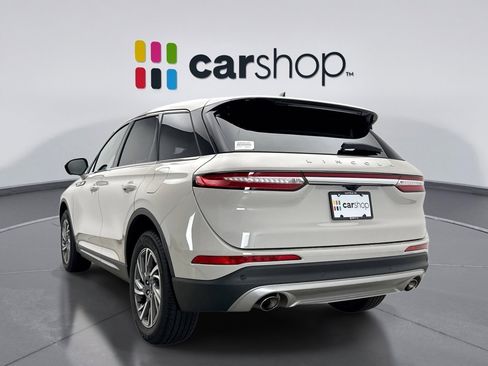 Used 2024 Lincoln Corsair AWD w/ Equipment Group 101A image 3