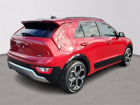 Certified 2024 Kia Niro EX Touring image 6