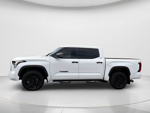Used 2023 Toyota Tundra SR5 w/ SR5 Convenience Package AWD/4WD image 8