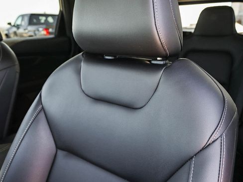 Used 2025 Nissan Murano SV AWD/4WD image 26