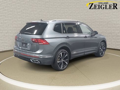 Used 2022 Volkswagen Tiguan SEL R-Line image 5