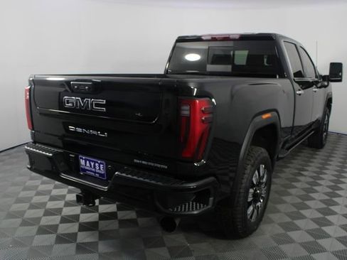 Used 2025 GMC Sierra 3500 Denali w/ Denali Reserve Package image 30