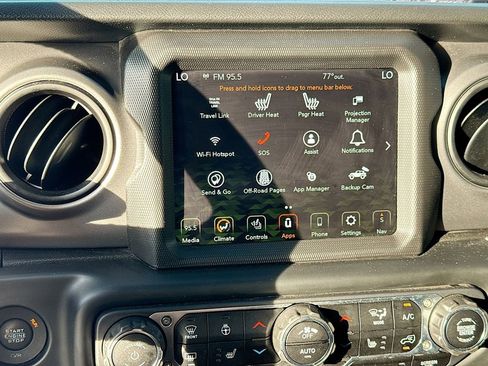 Used 2022 Jeep Wrangler Unlimited Sport AWD/4WD image 16