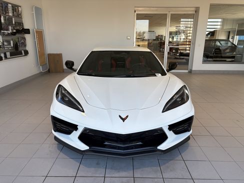 Used 2024 Chevrolet Corvette Stingray Preferred Cpe w/ Battery Protection Package image 6