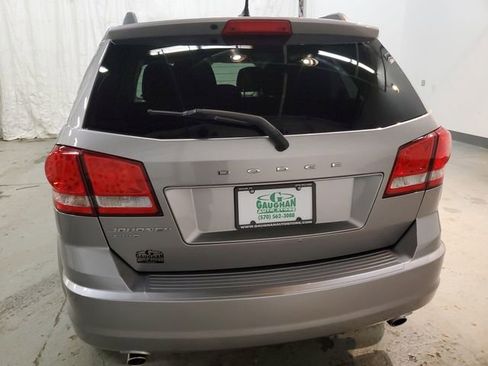 Used 2017 Dodge Journey SE w/ Blacktop Package image 5