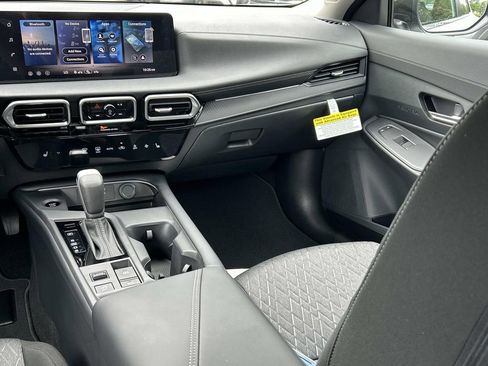 New 2026 Nissan Sentra SV FWD image 22