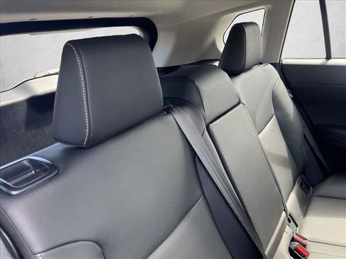 Certified 2025 Toyota Corolla Cross XLE image 20