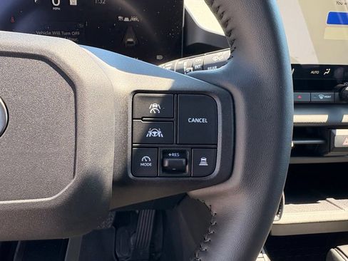 Used 2026 Toyota RAV4 SE AWD/4WD image 20