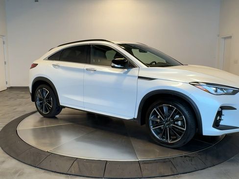 Certified 2025 INFINITI QX55 Luxe w/ Cargo Package AWD/4WD image 2