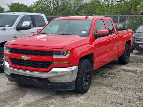 Used 2018 Chevrolet Silverado 1500 LT image 4