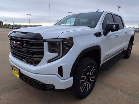New 2026 GMC Sierra 1500 AT4 w/ Technology Package image 4